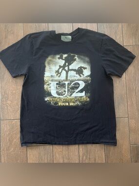 U2 The Joshua Tree 30th Anniversary 2017 Tour Shirt size XL